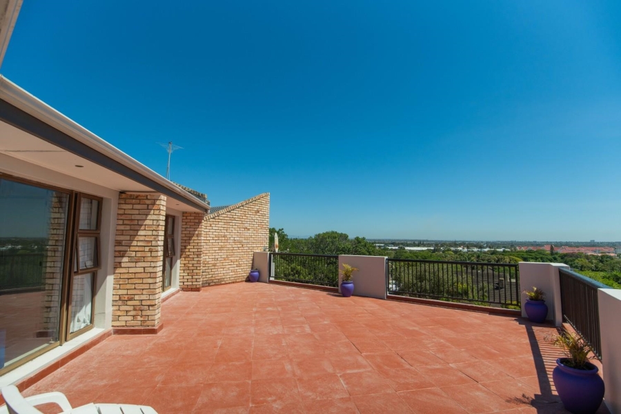 6 Bedroom Property for Sale in Walmer Heights Eastern Cape